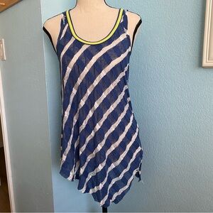 Free People Blue/White Striped Tissue Weight asymmetrical hem tank Sz. XS (b1)